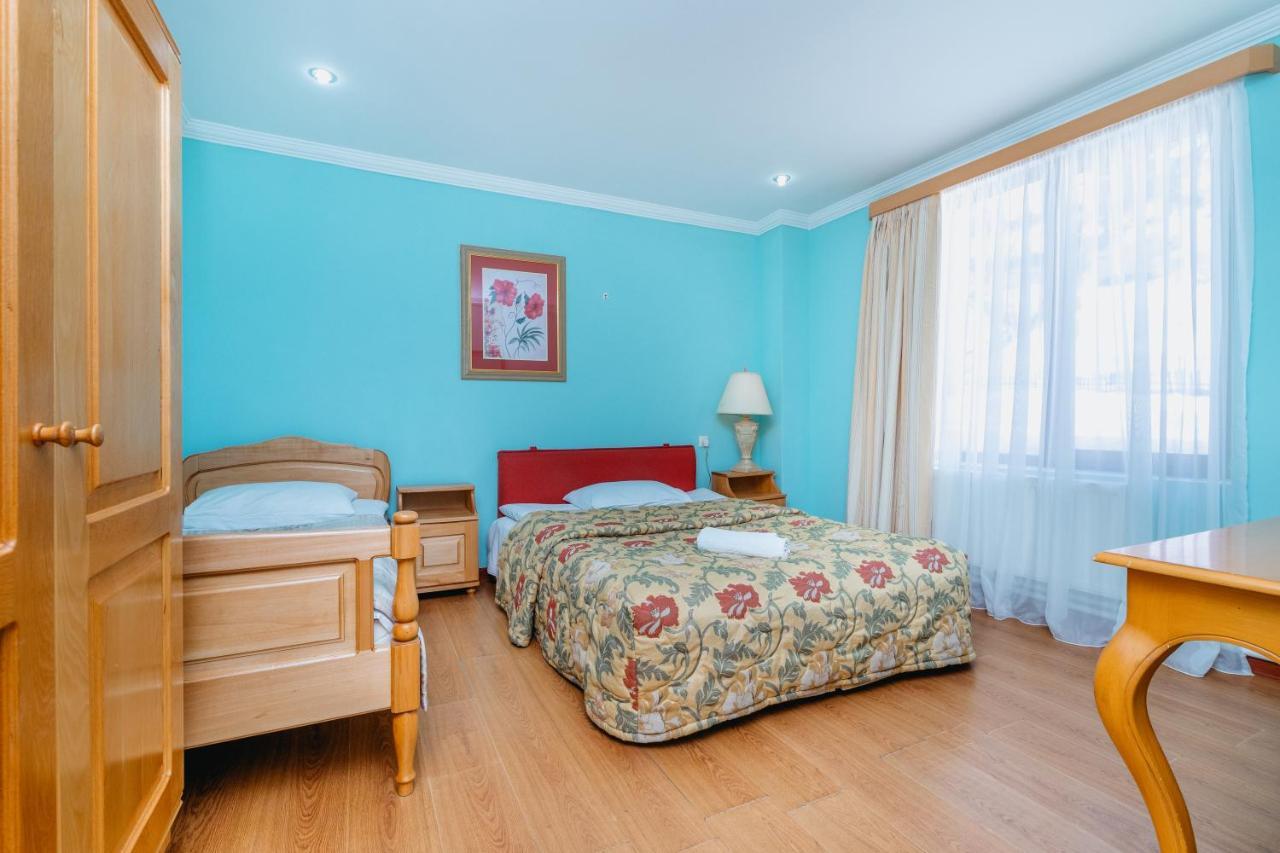 Hotel Lileo Местія Екстер'єр фото